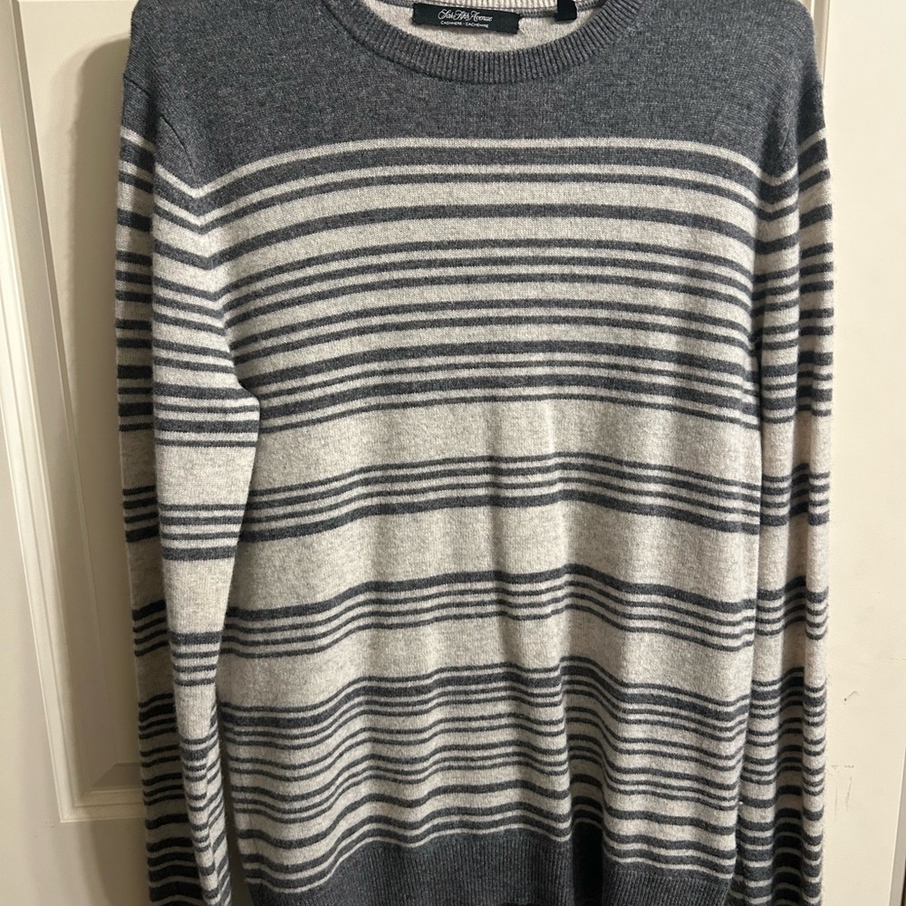 Saks Fifth Avenue Men's Gray and Cream Striped Crewneck Cashmere Sweater